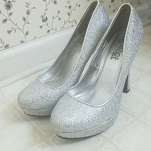 Rouge 5 inch high heels